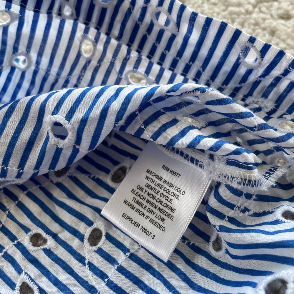 Liz Claiborne Stripe Eyelet Top Large Blue White Cut-Out Seersucker Embroidery - Picture 9 of 9